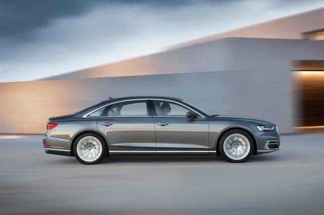 Audi A8 3.0T AT quattro 55 TFSI — 20