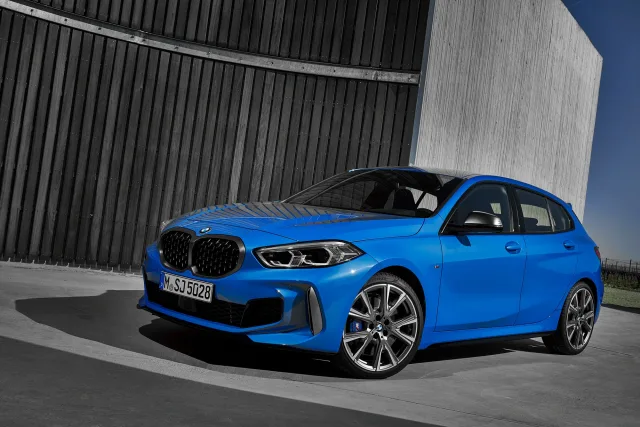 BMW 2.0D AT 120d — 2