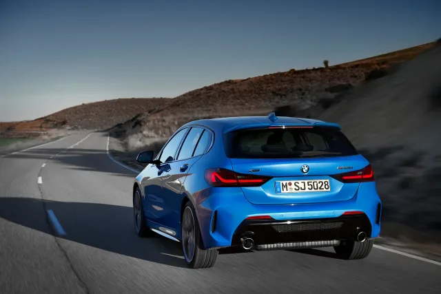 BMW 2.0D AT 120d — 9