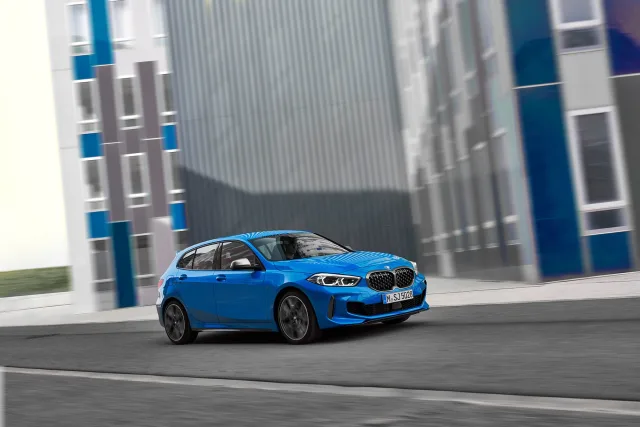 BMW 2.0D AT 120d — 16