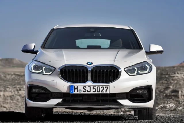 BMW 2.0D AT 120d — 23