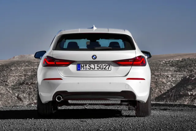 BMW 2.0D AT 120d — 24