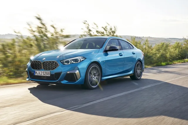 BMW 2.0D MT 218d Gran Coupe — 7