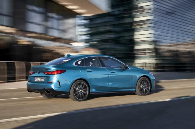 BMW 2.0D MT 218d Gran Coupe — 14