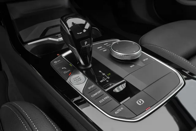 BMW 2.0D MT 218d Gran Coupe — 25