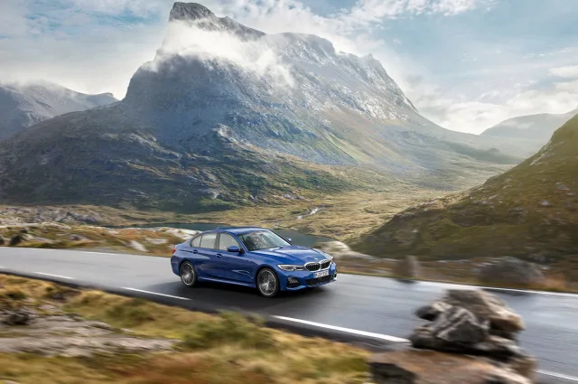 BMW 3 Series седан — 4