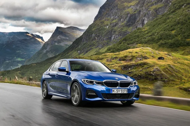 BMW 3 Series седан — 7
