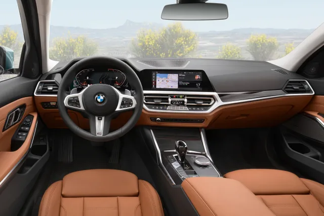 BMW 2.0D AT 320d xDrive Touring — 13