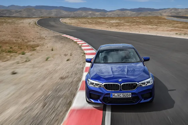 BMW M5 F90 (БМВ М5) седан — 5