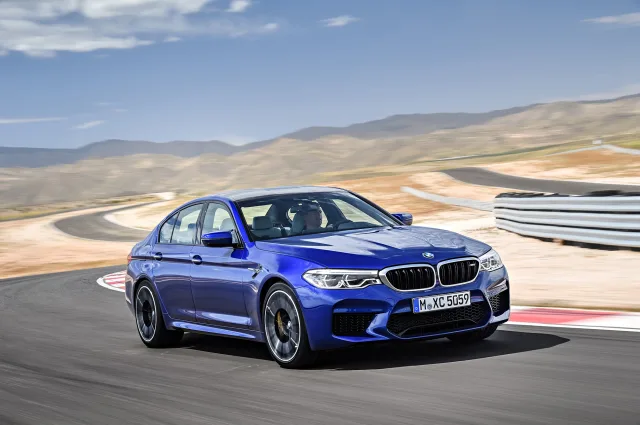 BMW M5 F90 (БМВ М5) седан — 7