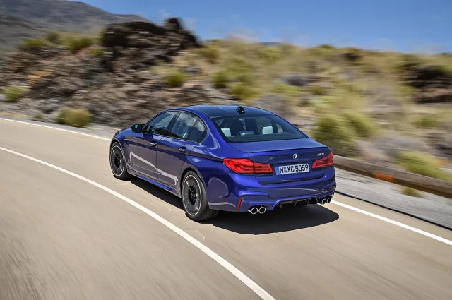 BMW M5 F90 (БМВ М5) седан — 17
