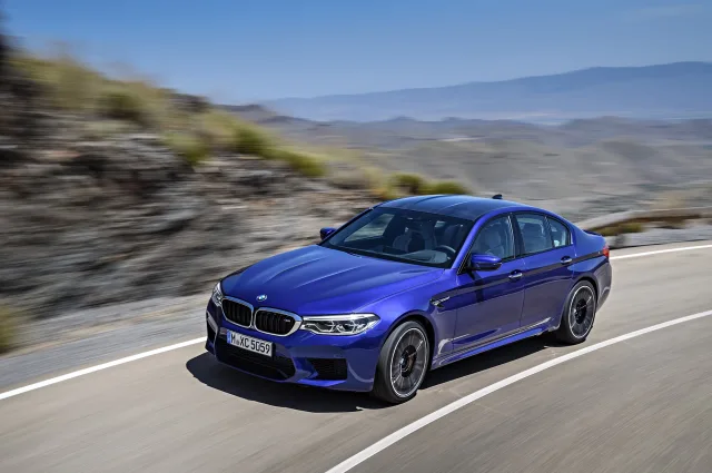 BMW M5 F90 (БМВ М5) седан — 19
