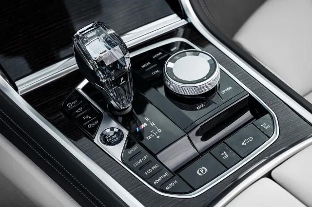 BMW 8 Series Cabrio кабріолет — 24
