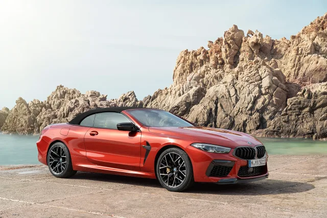 BMW M8 Cabrio 4.4T AT xDrive — 19