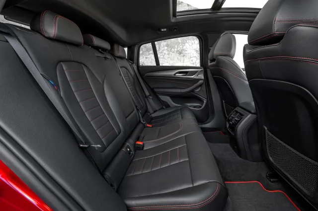 BMW X4 3.0D AT xDrive30d — 18