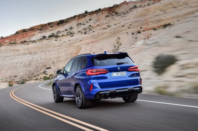 BMW X5 M (БМВ Х5 М) кроссовер — 6