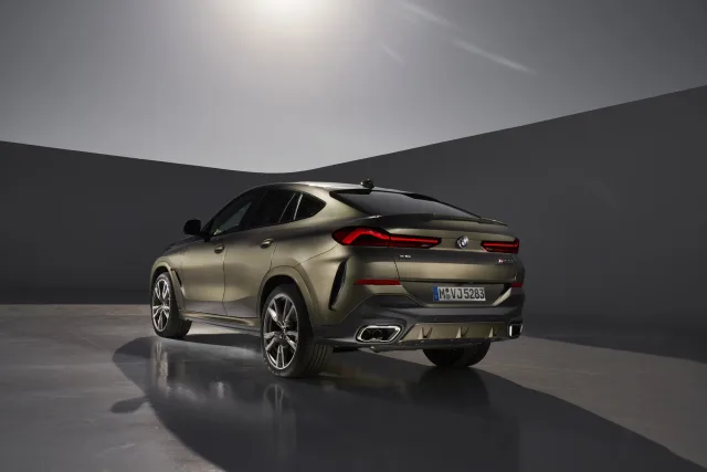 BMW X6 3.0d AT M50d — 9