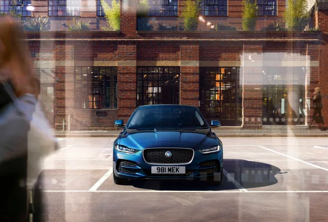 Jaguar XE sedan — 12