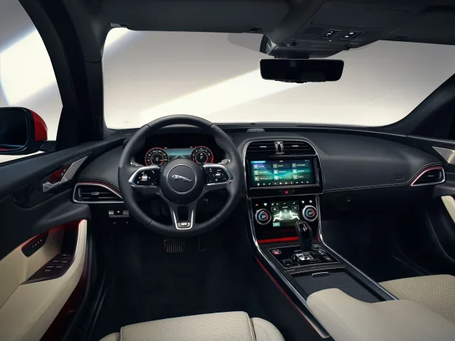 Jaguar XE sedan — 13