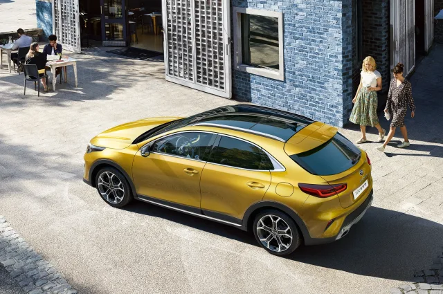 KIA XCeed (КИА Икссид) кроссовер — 3