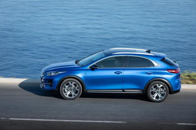 KIA XCeed (КИА Икссид) кроссовер — 12