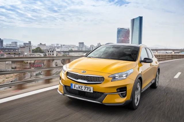 KIA XCeed (КИА Икссид) кроссовер — 18