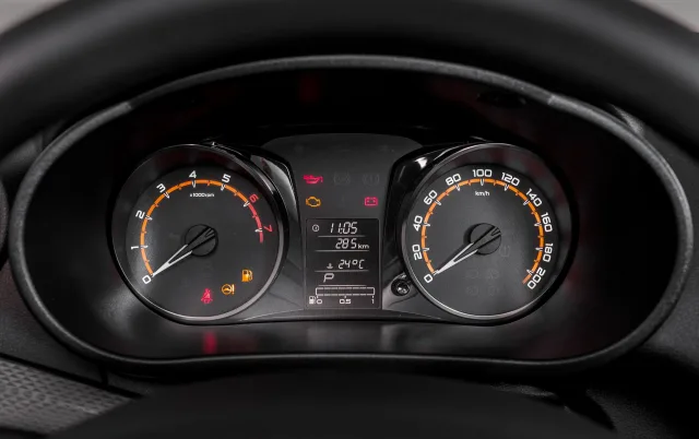 Lada Granta седан — 16