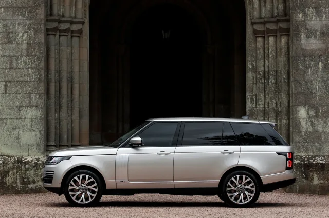 Land Rover Range Rover (Ленд Ровер Рейндж Ровер) внедорожник — 25