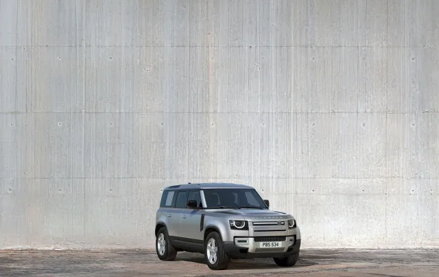 Land Rover Defender 110 позашляховик — 11