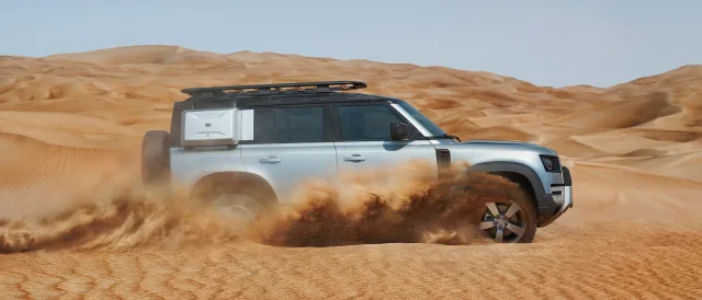 Land Rover Defender 110 позашляховик — 15