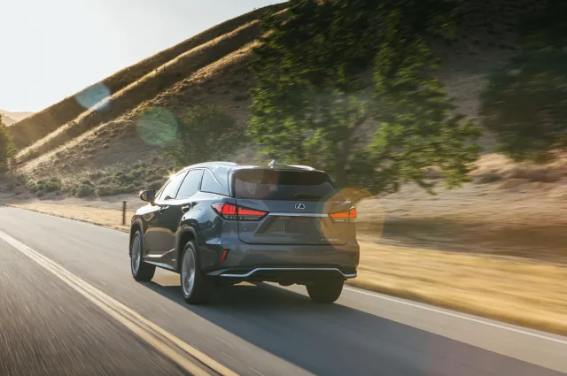 Lexus RX кросовер — 7