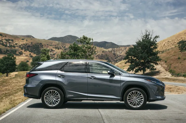 Lexus RX кросовер — 8