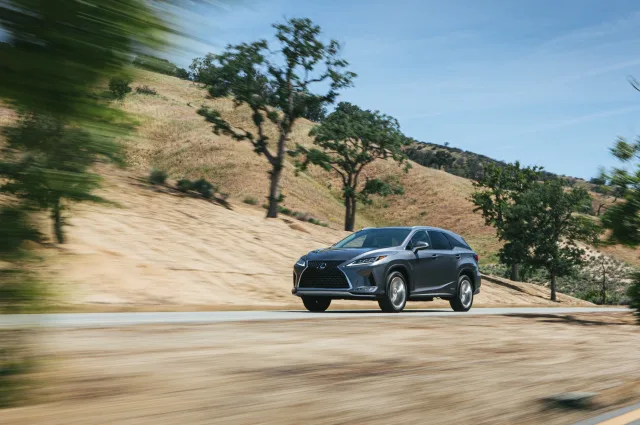 Lexus RX кросовер — 11