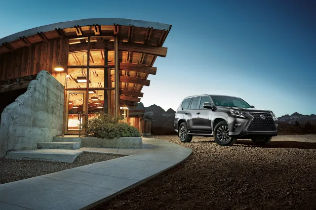 Lexus GX SUV — 11