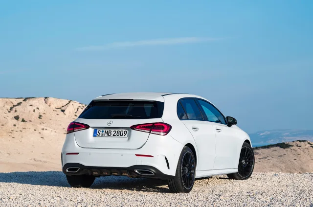 Mercedes-Benz A 200d 2.0D AT — 2