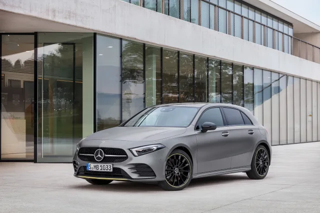 Mercedes-Benz A 200d 2.0D AT — 6