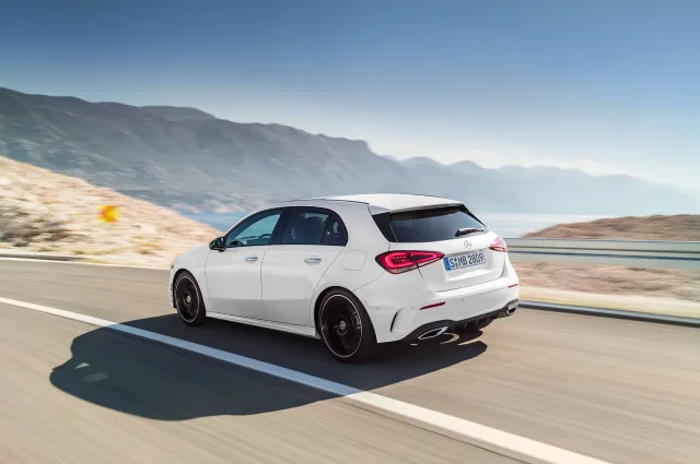 Mercedes-Benz A 200d 2.0D AT — 24