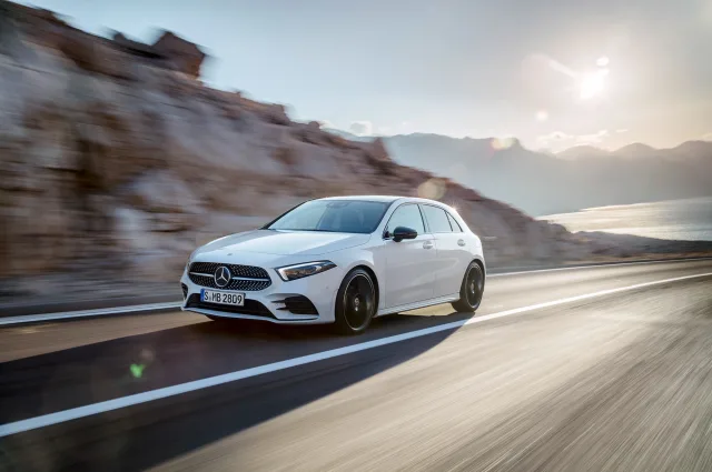 Mercedes-Benz A 200d 2.0D AT — 25