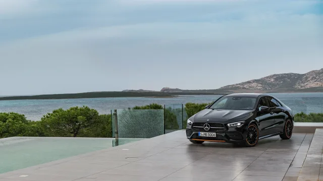 Mercedes-Benz CLA 220d 2.0D AT — 6