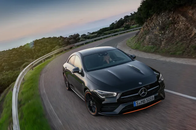 Mercedes-Benz CLA 220d 2.0D AT — 8
