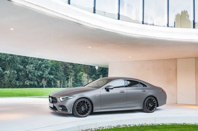 Mercedes-Benz CLS-Class 2017 sedan — 12