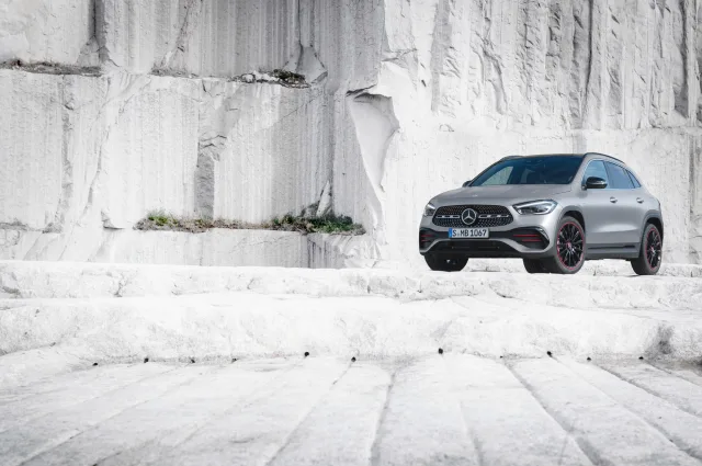 Mercedes-Benz GLA 220d 2.0D AT — 19