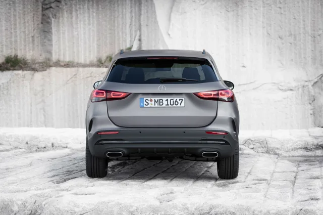 Mercedes-Benz GLA 220d 2.0D AT — 20