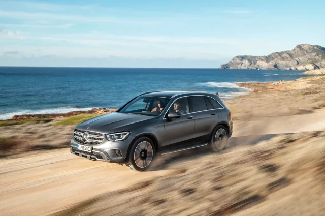 Mercedes-Benz GLC 220d 2.0D AT 4Matic — 3