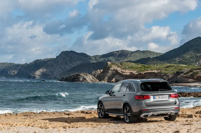 Mercedes-Benz GLC 220d 2.0D AT 4Matic — 13