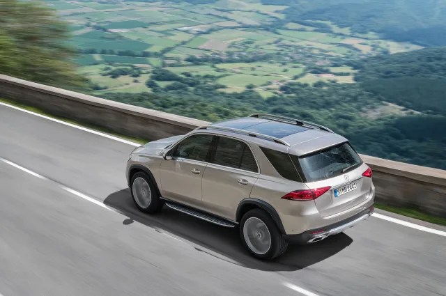 Mercedes-Benz GLE (Мерседес Бенц ГЛЕ) кроссовер — 15