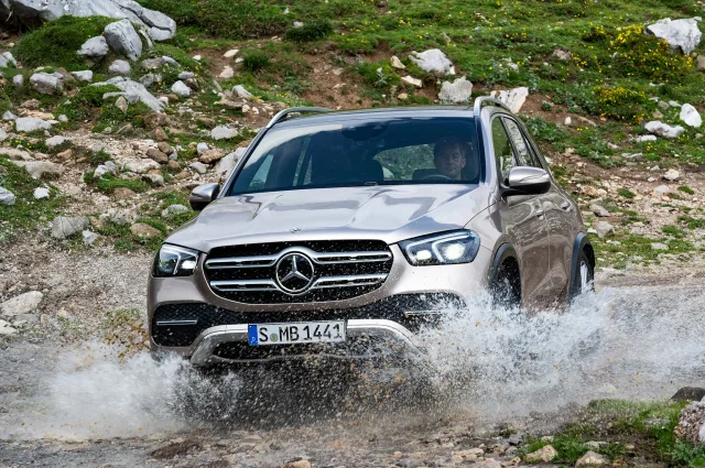 Mercedes-Benz GLE (Мерседес Бенц ГЛЕ) кроссовер — 19