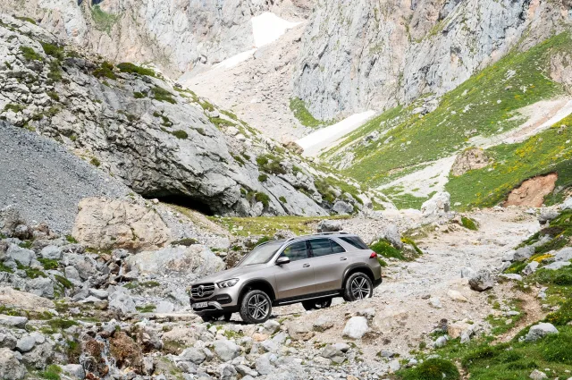 Mercedes-Benz GLE (Мерседес Бенц ГЛЕ) кроссовер — 21
