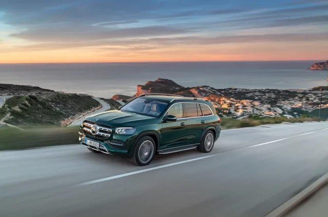 Mercedes-Benz GLS кросовер — 2