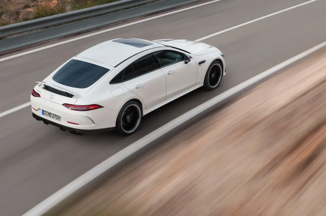 Mercedes-Benz AMG GT хетчбек — 5